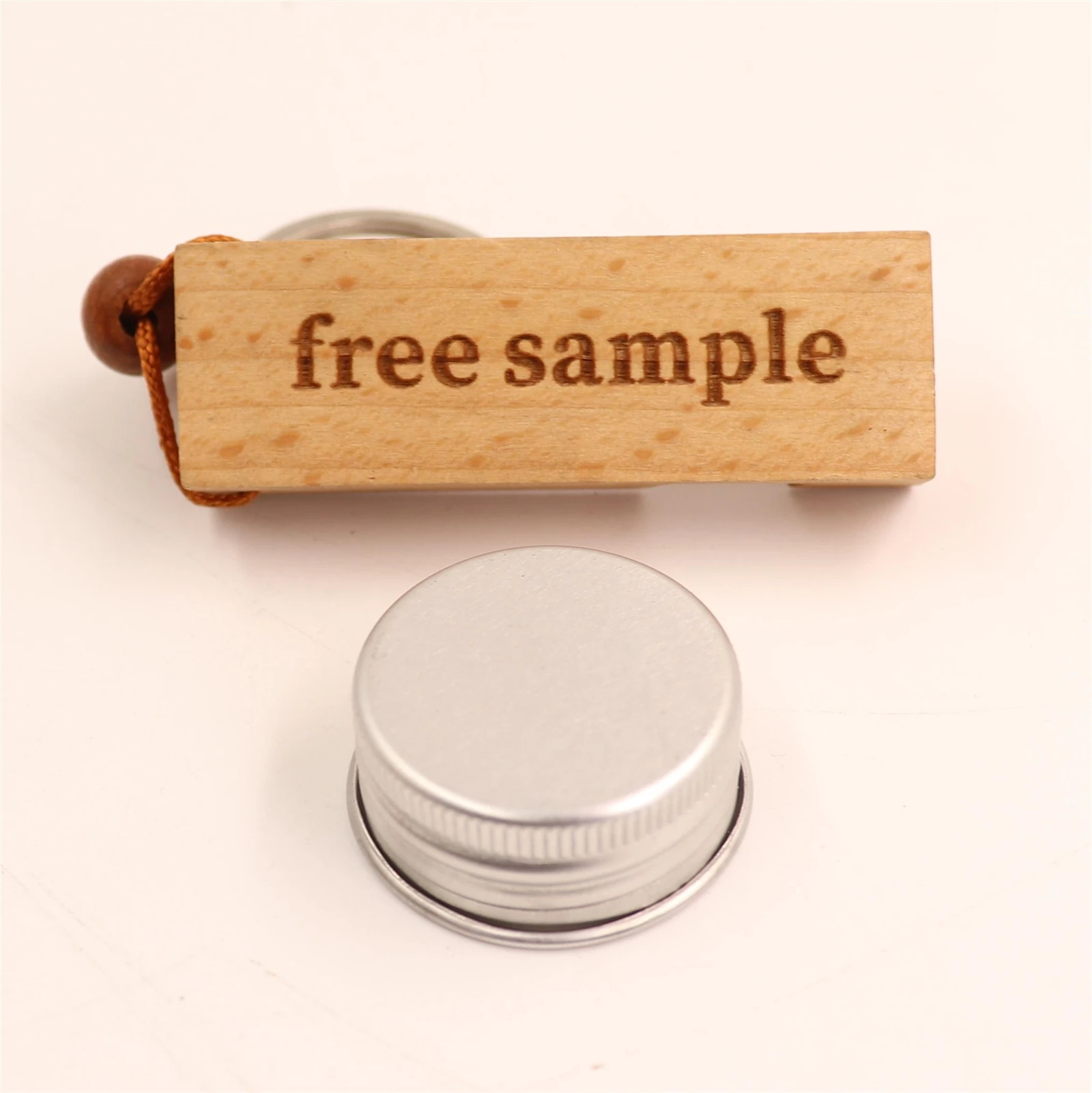 Aluminum Screw Caps for Cosmetic Containers 6