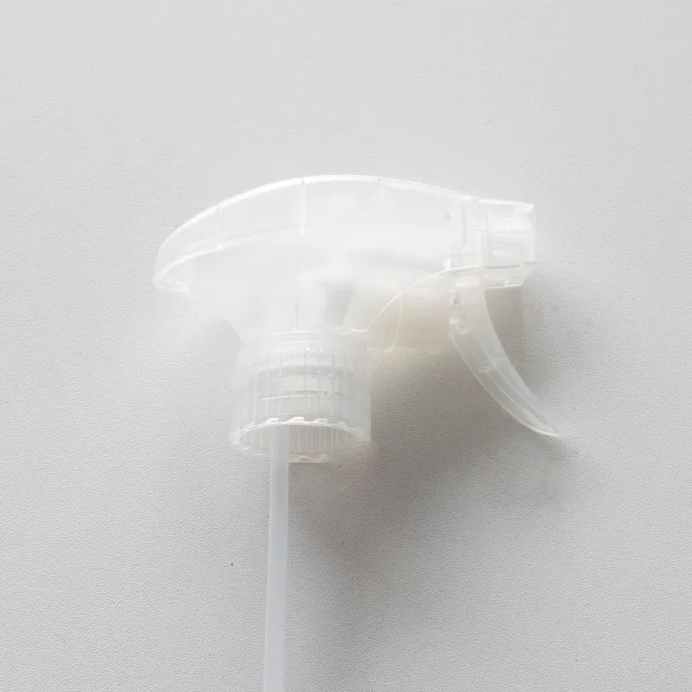 Trigger Sprayer vs Finger Pump Which Wins on Hair-Care Shelf 3